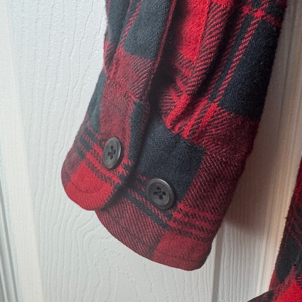 Vintage Polo Jeans Company Red and Black Plaid Men's Shirt - Picture 12 of 13
